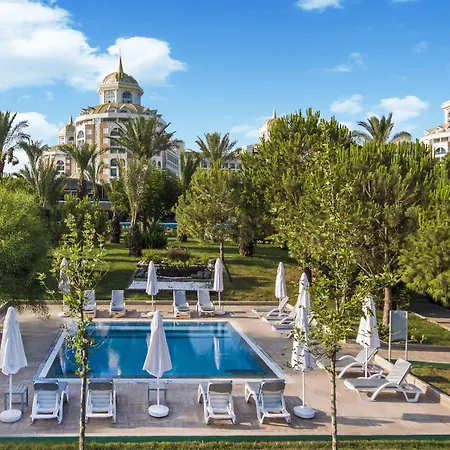 Delphin Be Grand 5*