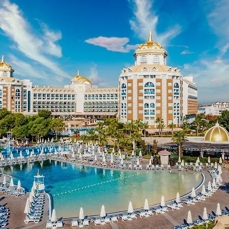 Delphin Be Grand 5*