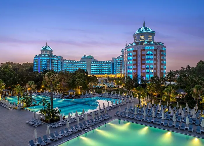 Delphin Be Grand אתר נופש