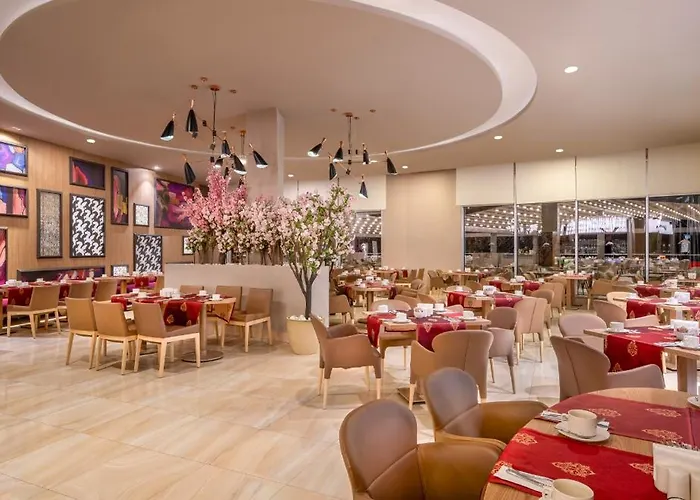 אתר נופש Delphin Be Grand 5*