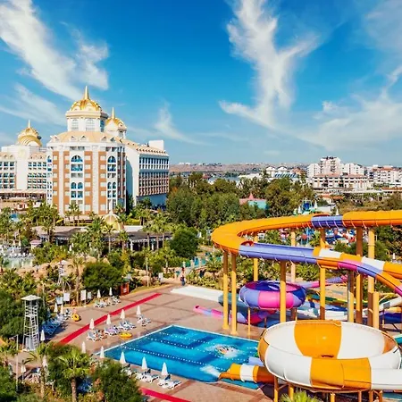 Delphin Be Grand 5*