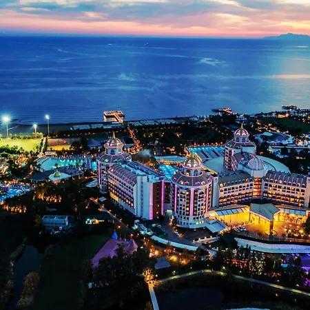Delphin Be Grand