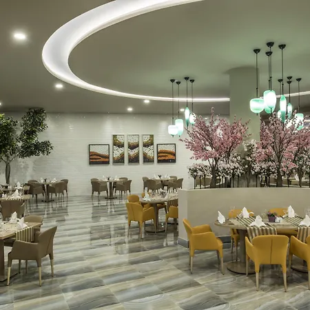 Resort Delphin Be Grand