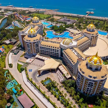 Delphin Be Grand Resort