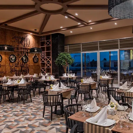 Delphin Be Grand Ośrodek wypoczynkowy 5*